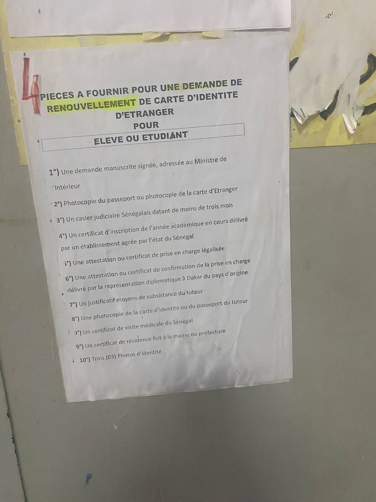 Aide étudiants en difficultés. 